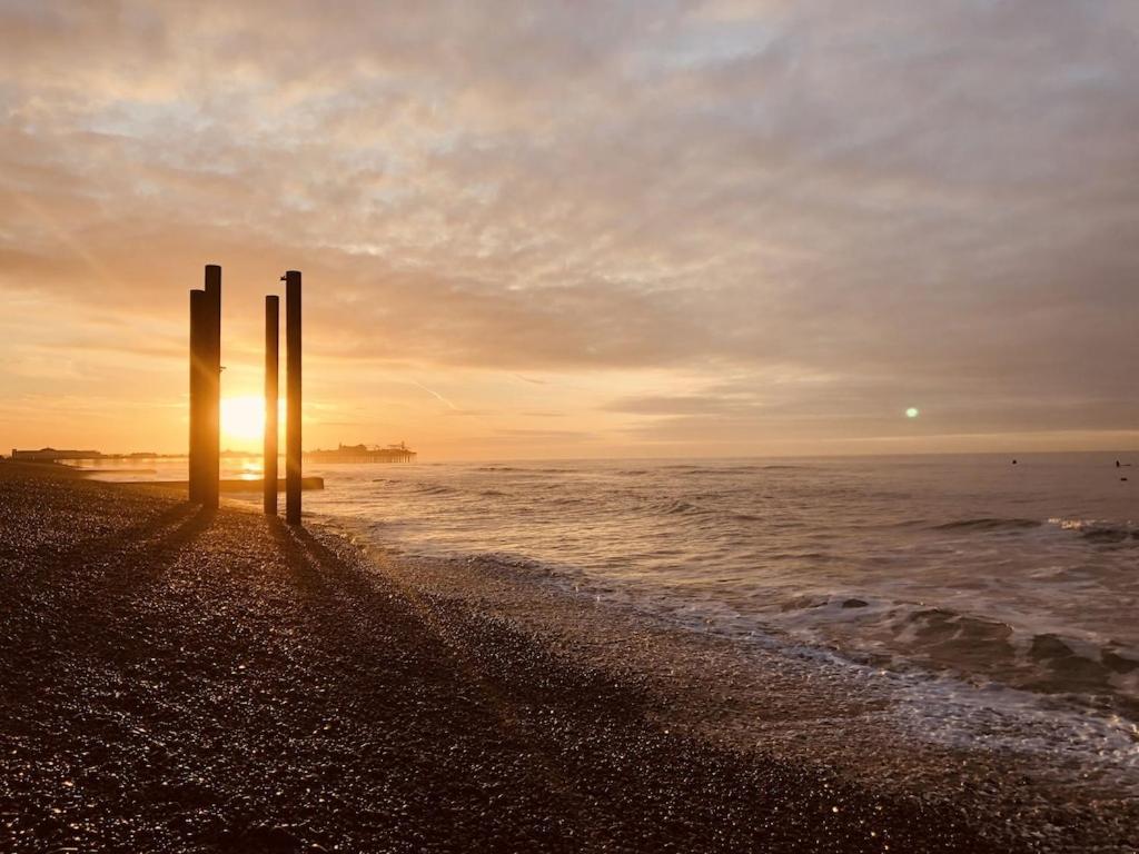 Central Brighton Flat, 3 Bedrooms, Sleeps 6, Close To Shops And Beach Экстерьер фото