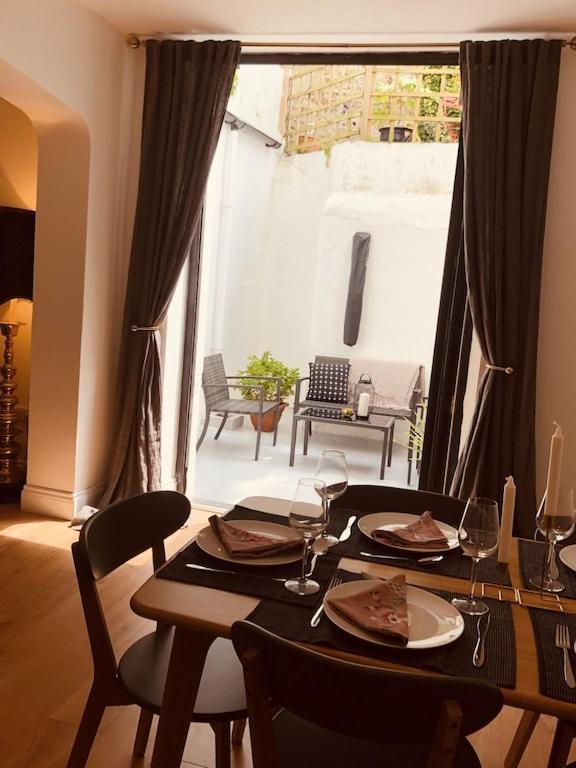 Central Brighton Flat, 3 Bedrooms, Sleeps 6, Close To Shops And Beach Экстерьер фото