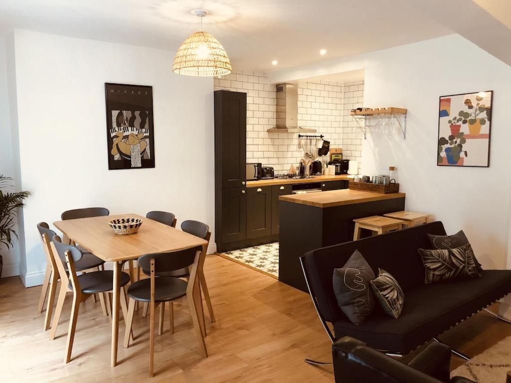 Central Brighton Flat, 3 Bedrooms, Sleeps 6, Close To Shops And Beach Экстерьер фото