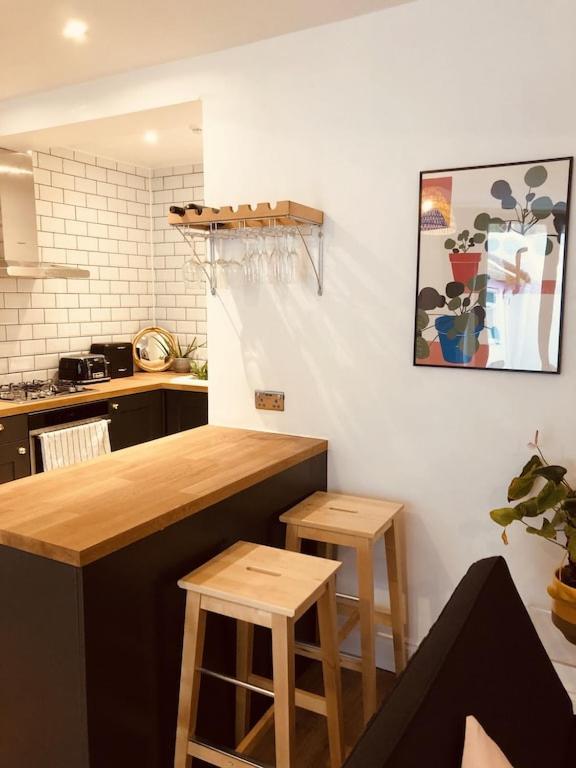 Central Brighton Flat, 3 Bedrooms, Sleeps 6, Close To Shops And Beach Экстерьер фото